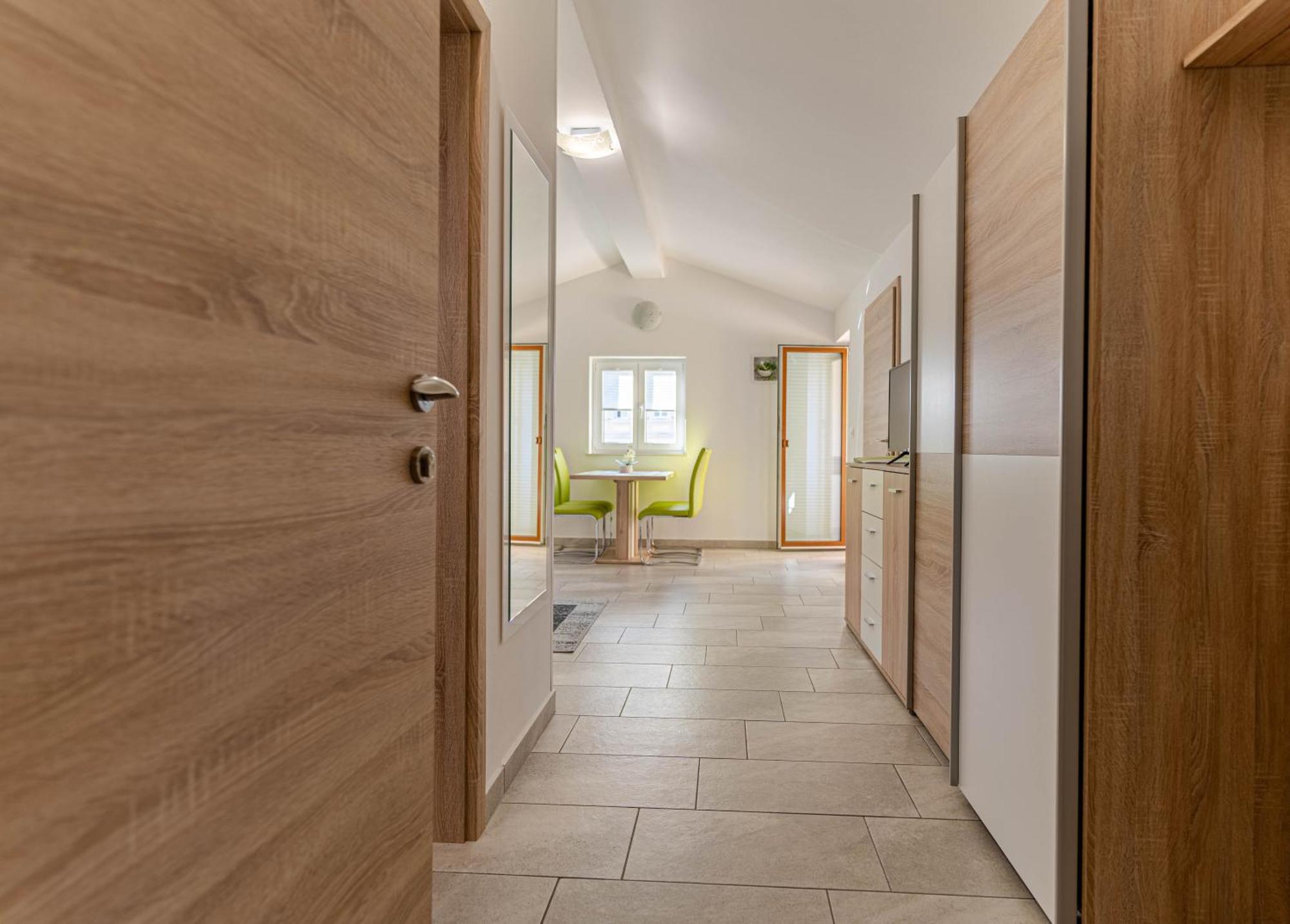 Apartmaji Ema Koper Bagian luar foto