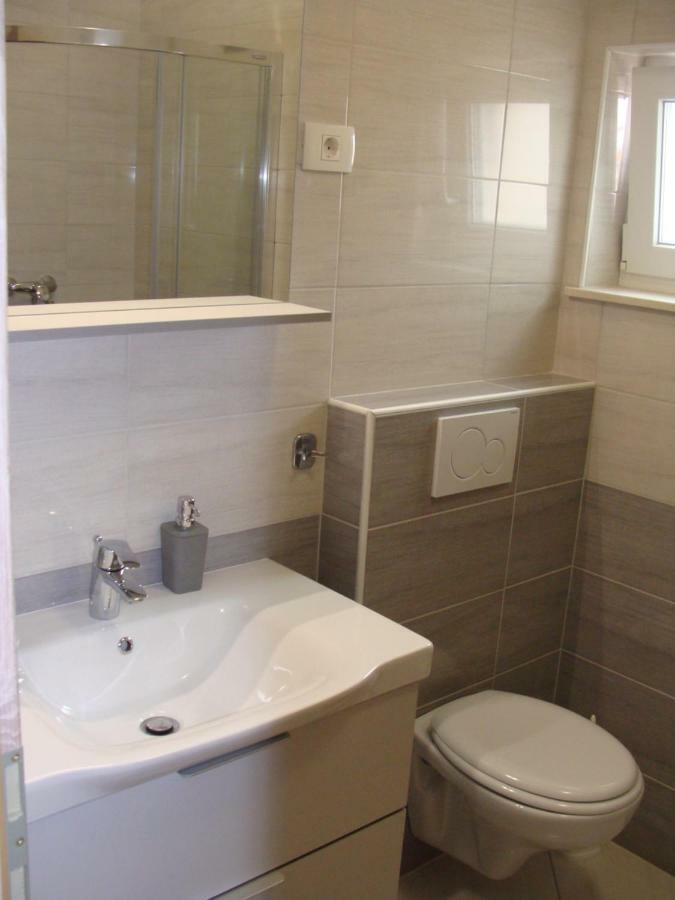 Apartmaji Ema Koper Bagian luar foto